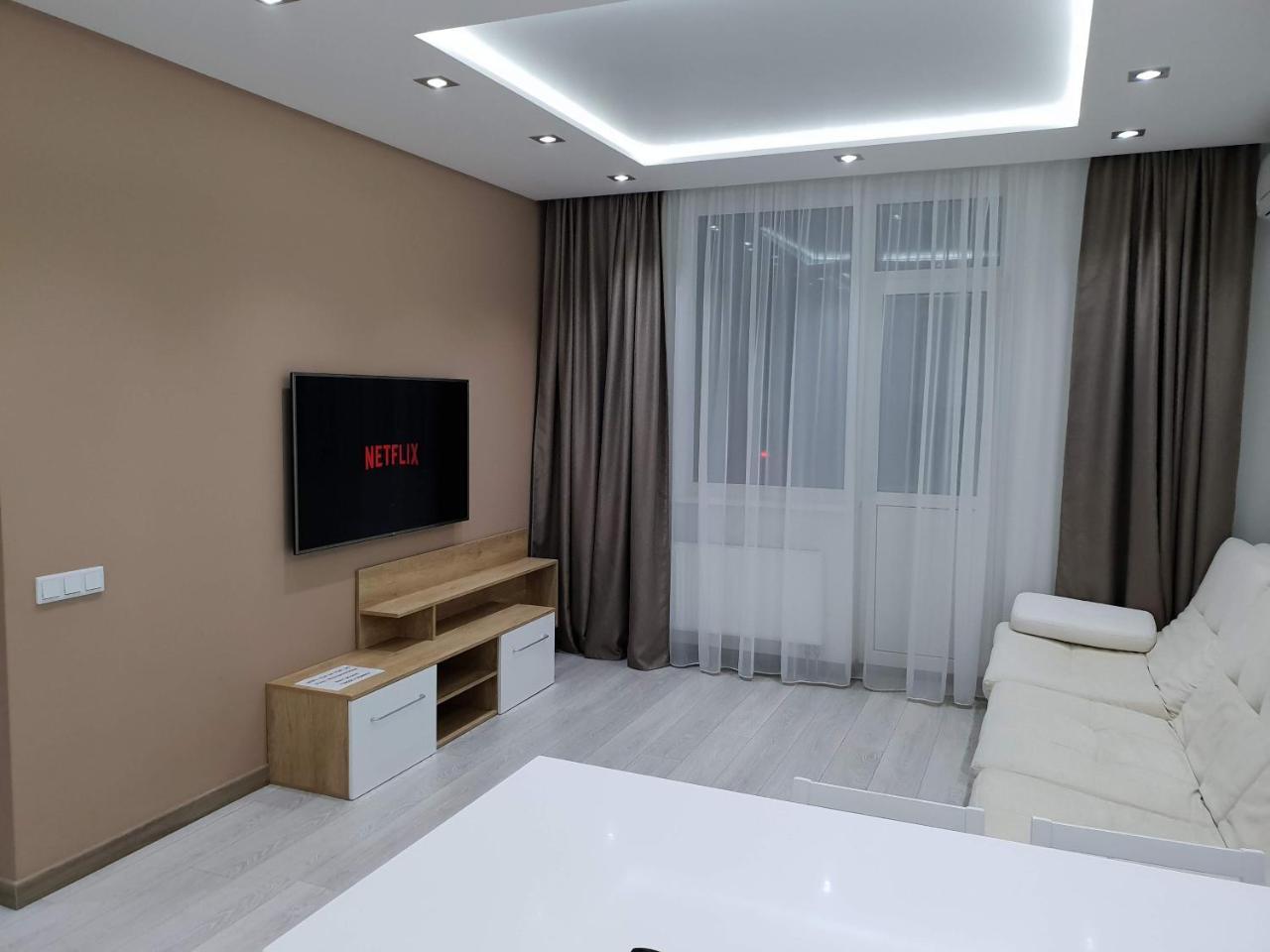 Luxapartment Kiev Buitenkant foto