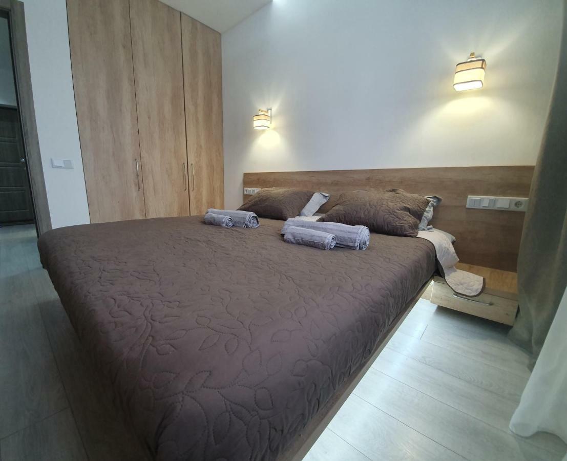 Luxapartment Kiev Buitenkant foto