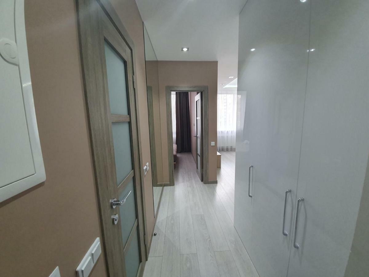 Luxapartment Kiev Buitenkant foto
