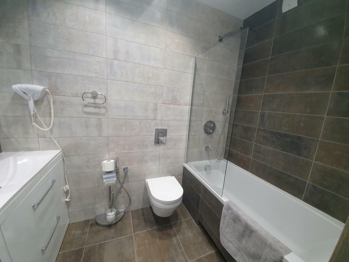 Luxapartment Kiev Buitenkant foto